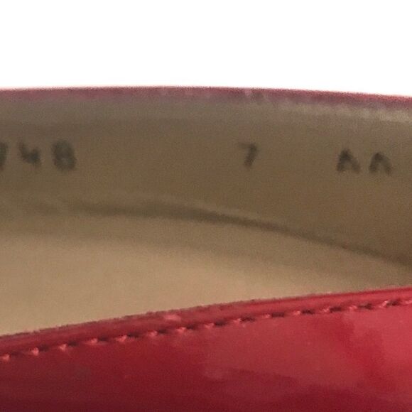 Stuart Weitzman Pumps   - Picture 10 of 12